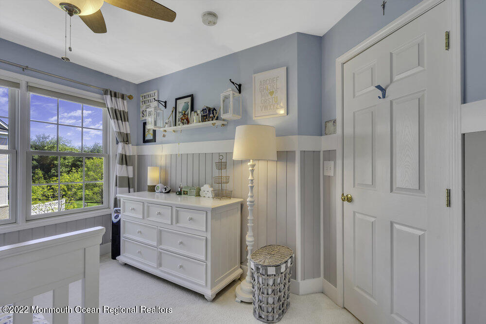 22 Hummingbird Drive