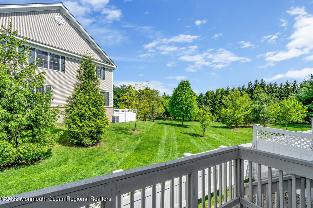 22 Hummingbird Drive