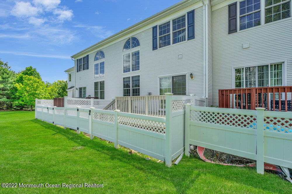 22 Hummingbird Drive