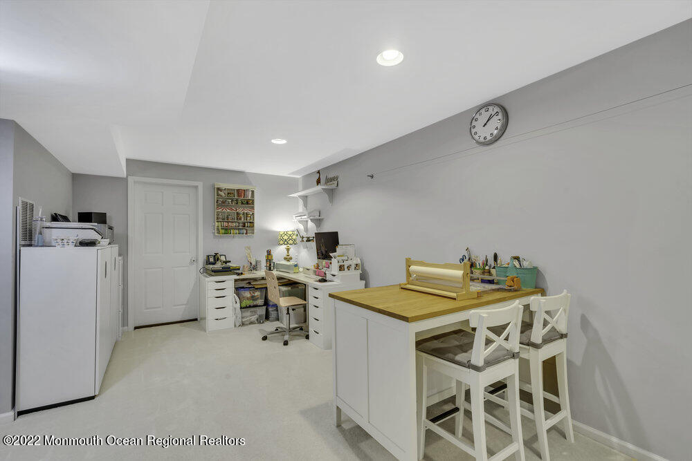22 Hummingbird Drive