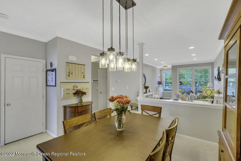22 Hummingbird Drive