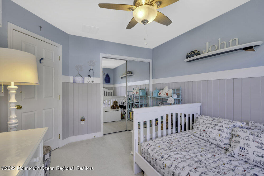 22 Hummingbird Drive