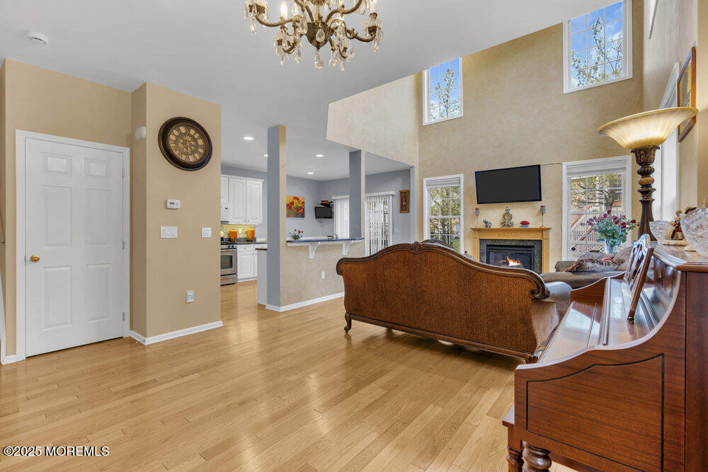 7 Hummingbird Drive