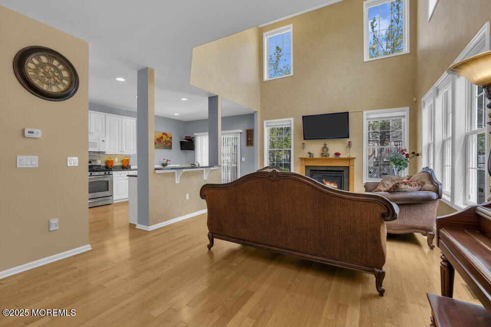 7 Hummingbird Drive