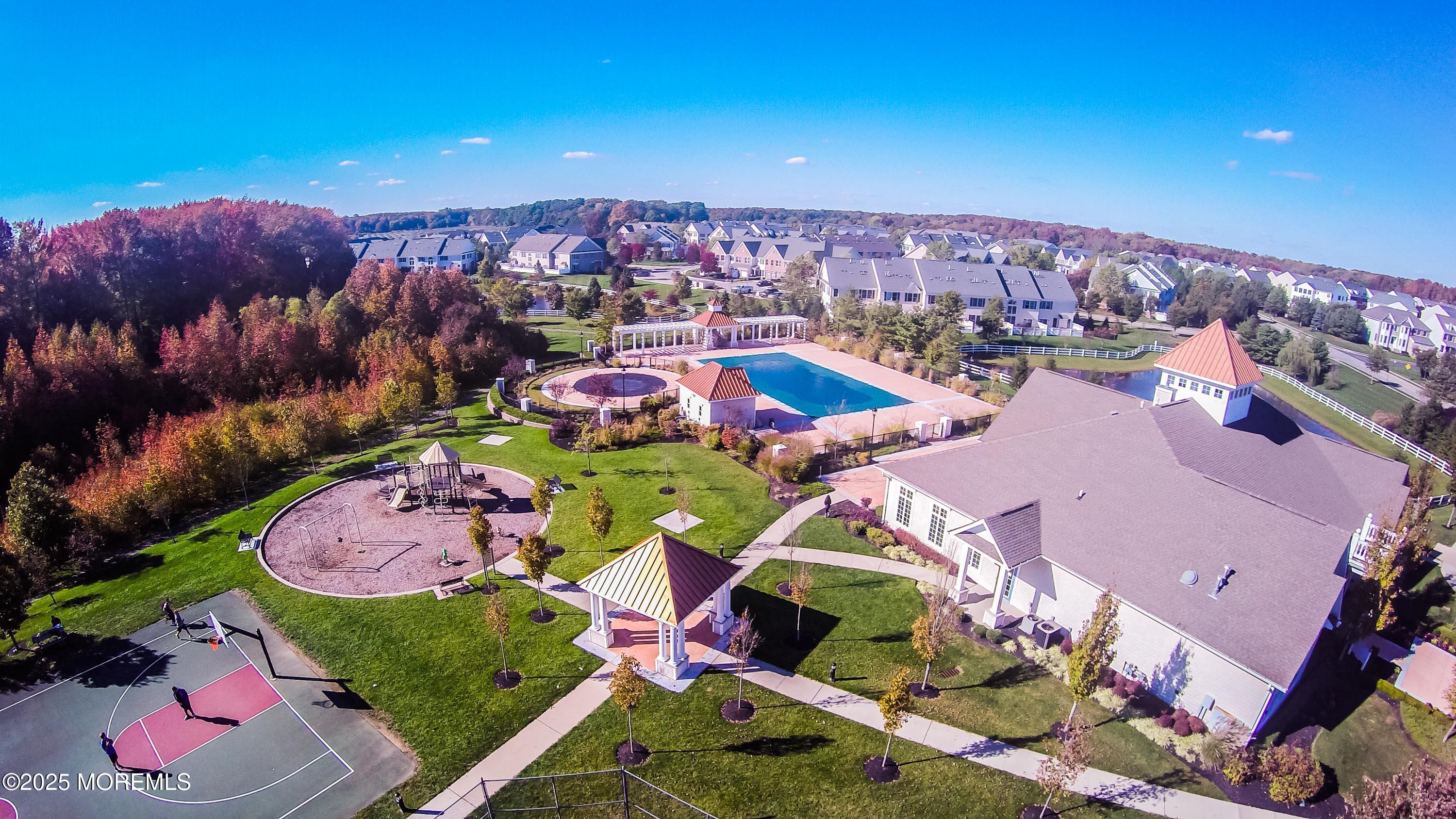 7 Hummingbird Drive