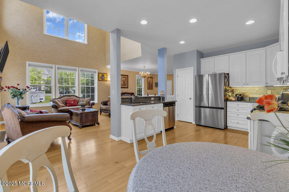 7 Hummingbird Drive