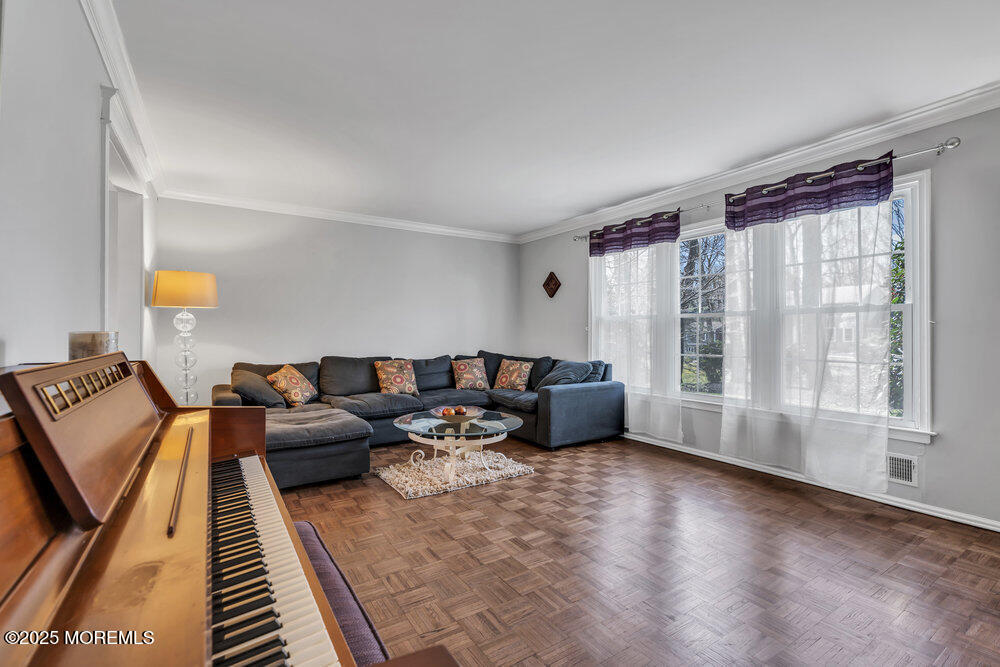 23 Manalapan Woods Drive