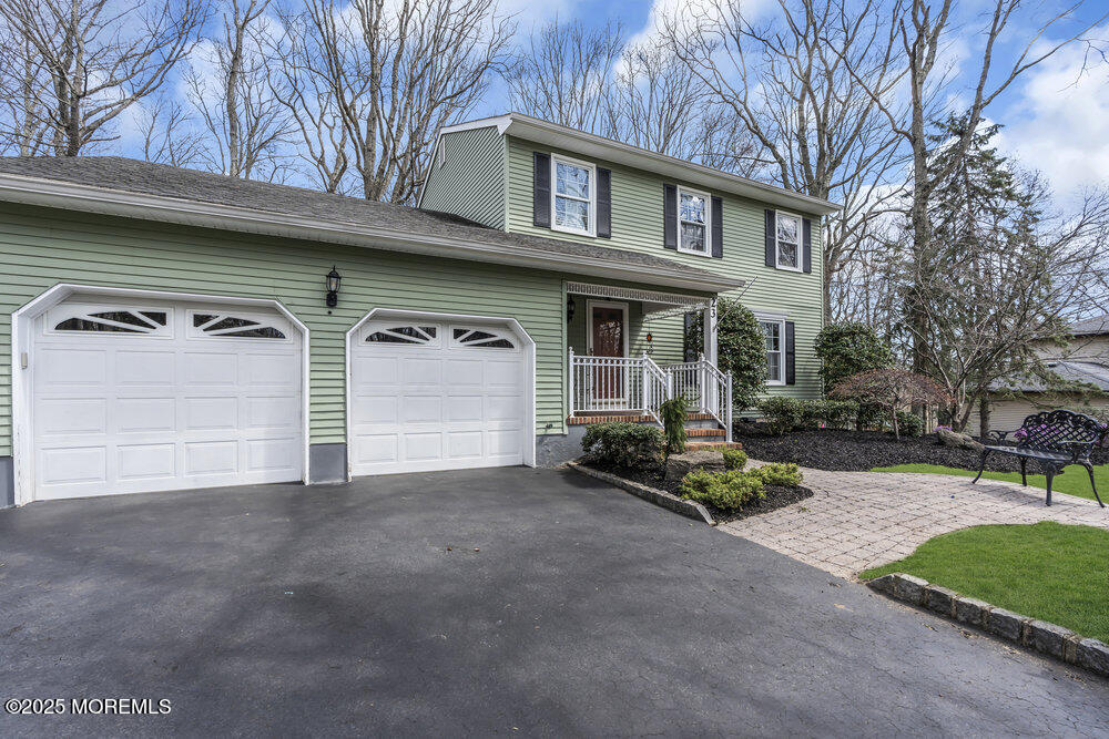 23 Manalapan Woods Drive