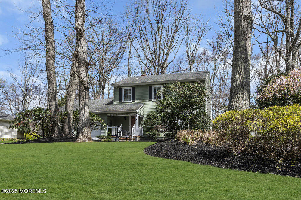 23 Manalapan Woods Drive