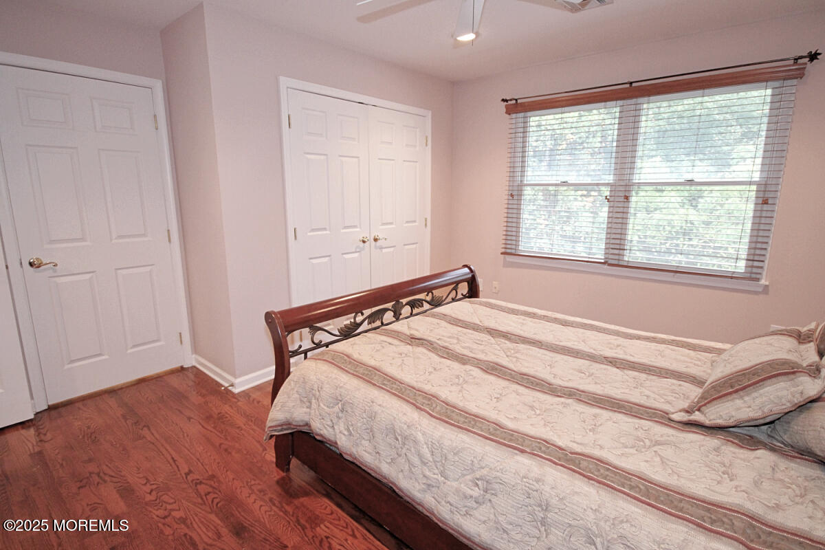 323 Freehold Englishtown Road