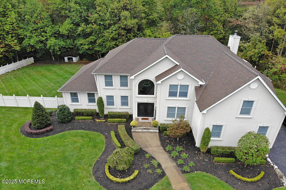 323 Freehold Englishtown Road