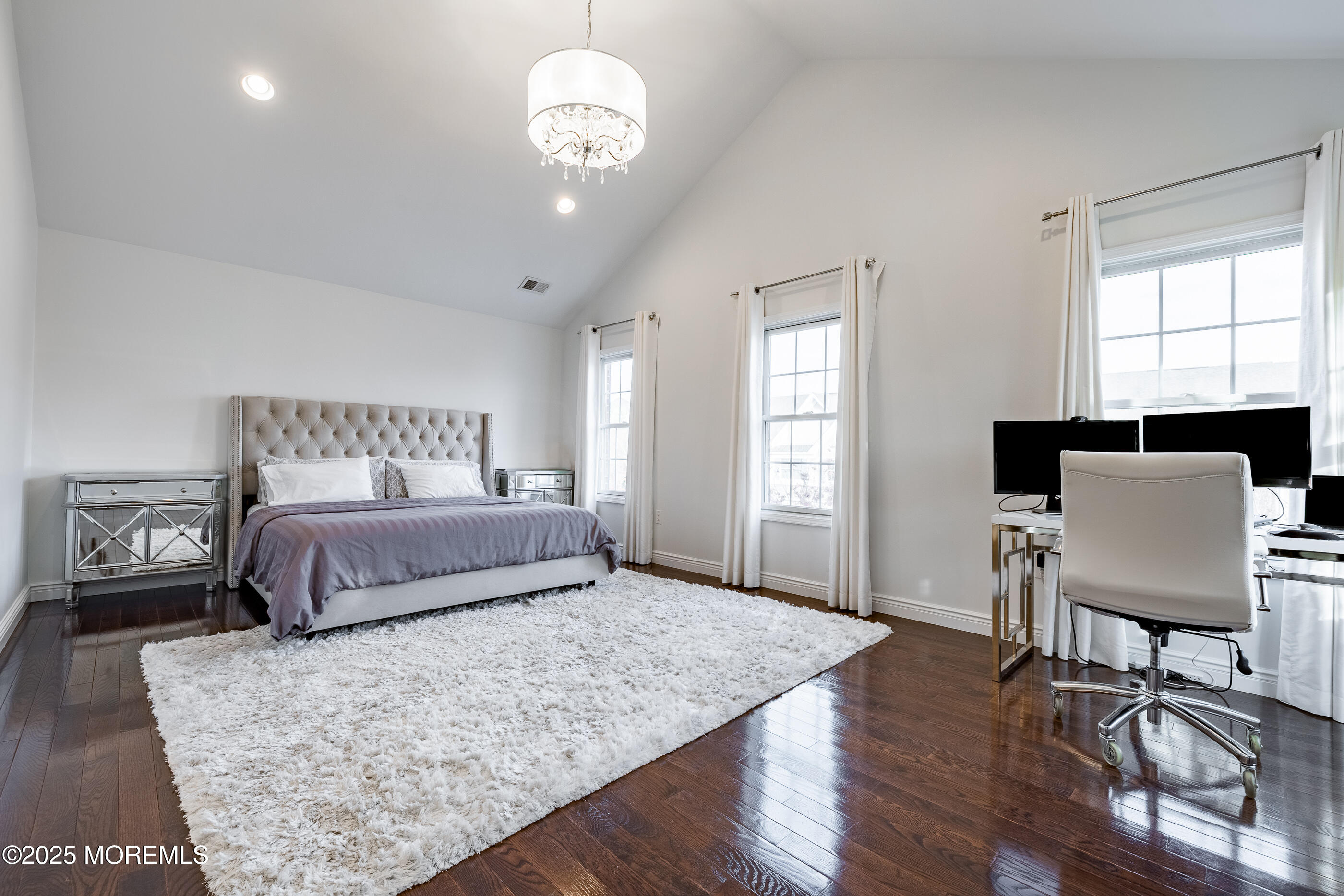 216 Deepwater Circle