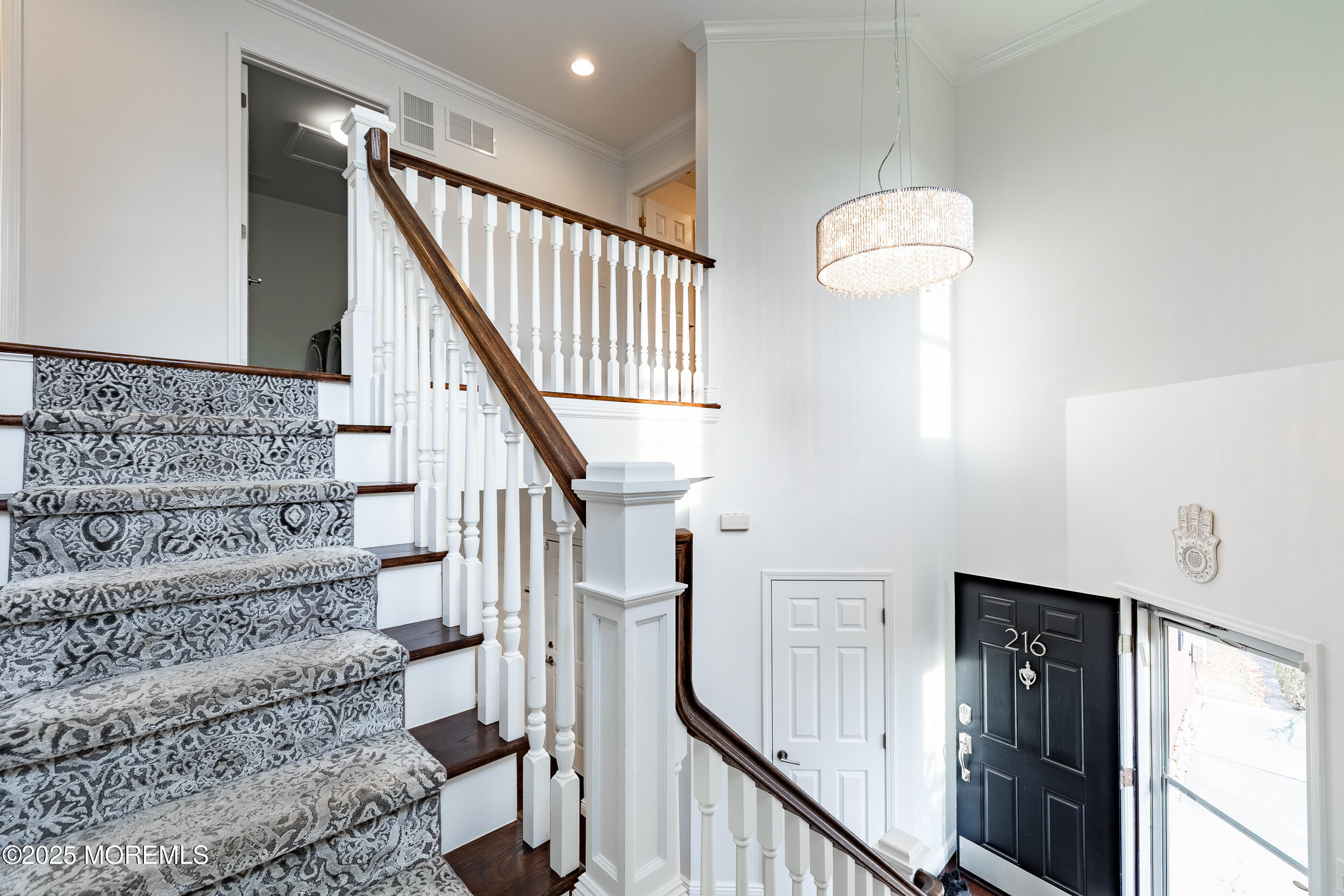 216 Deepwater Circle