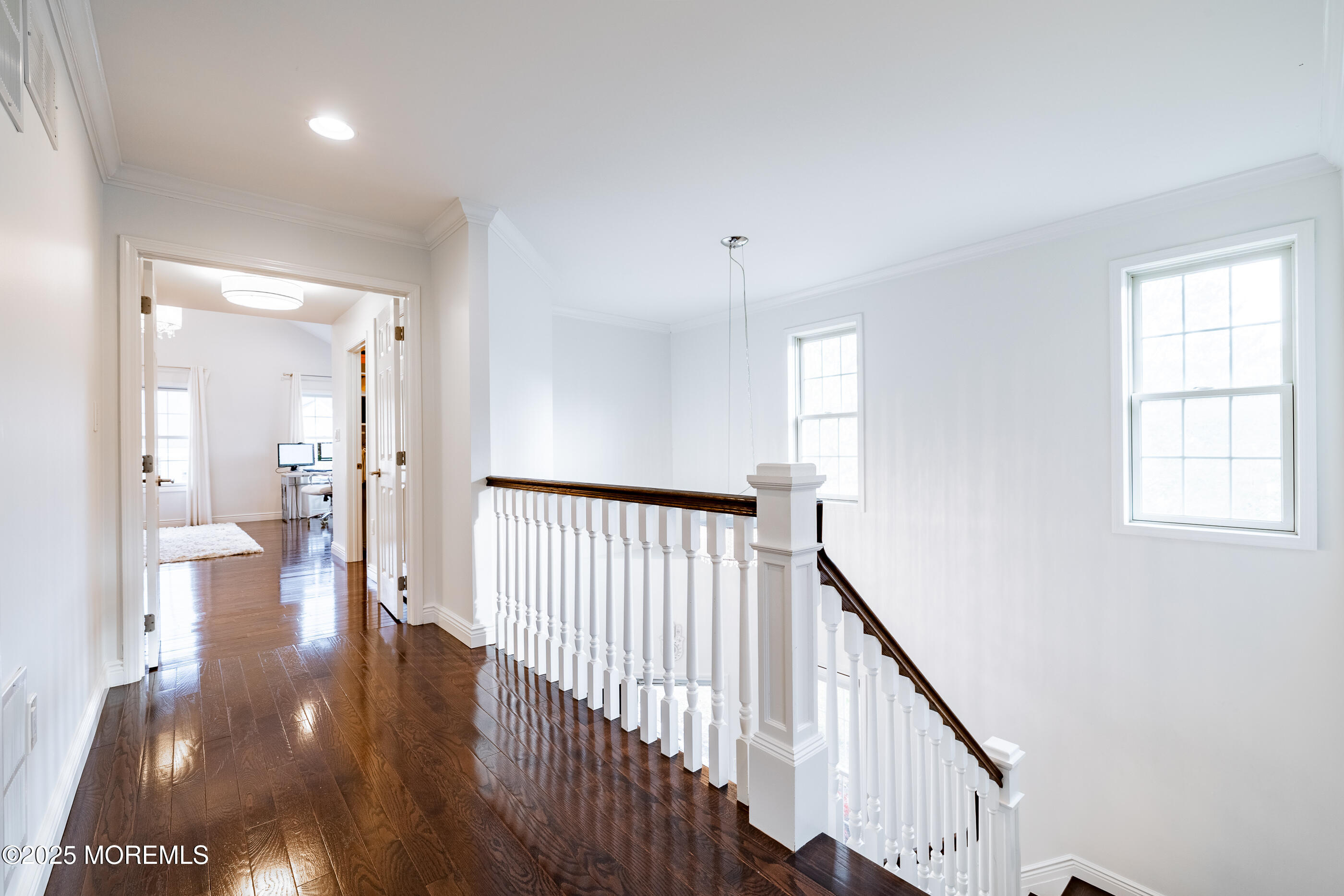 216 Deepwater Circle