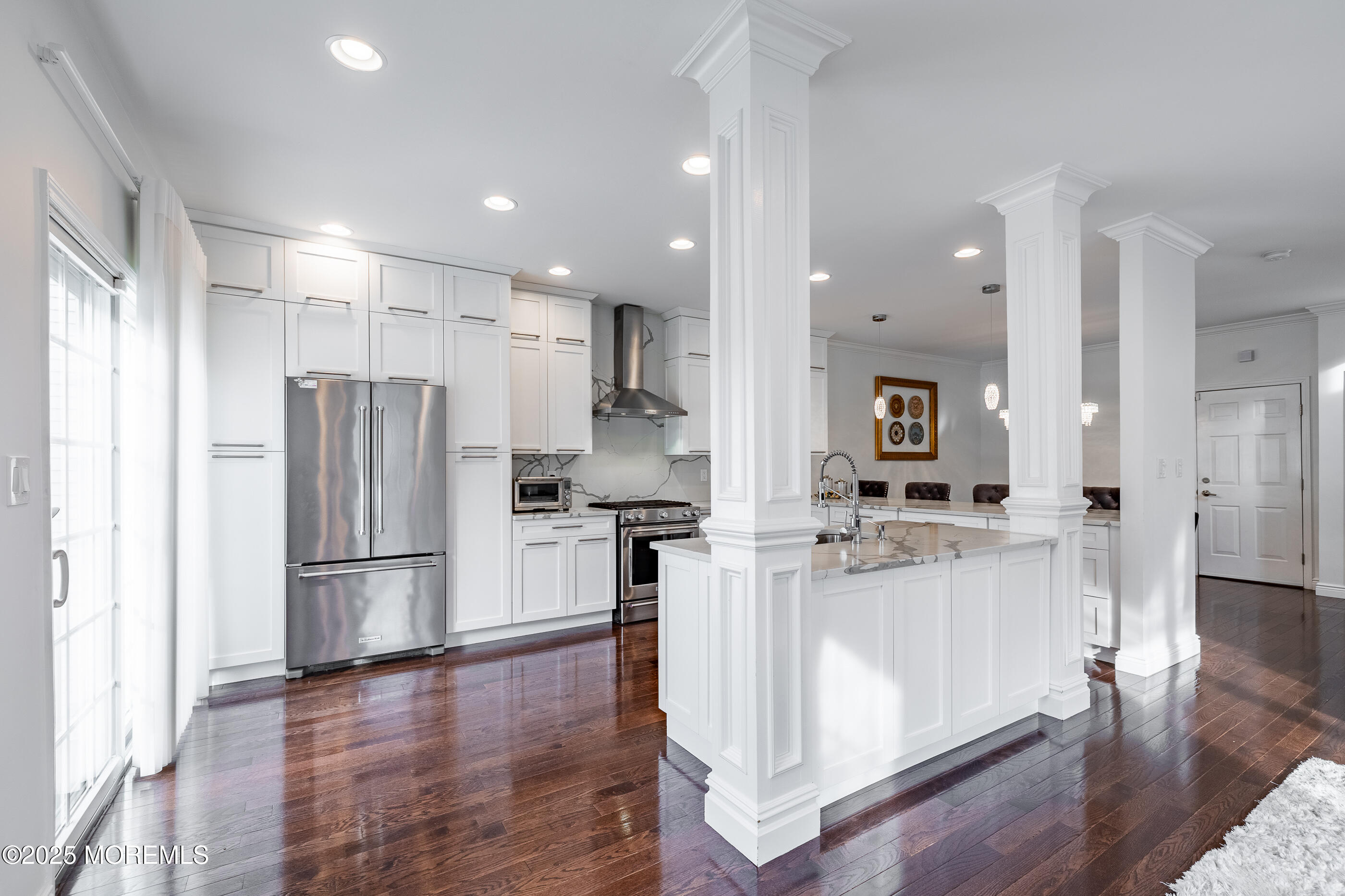 216 Deepwater Circle