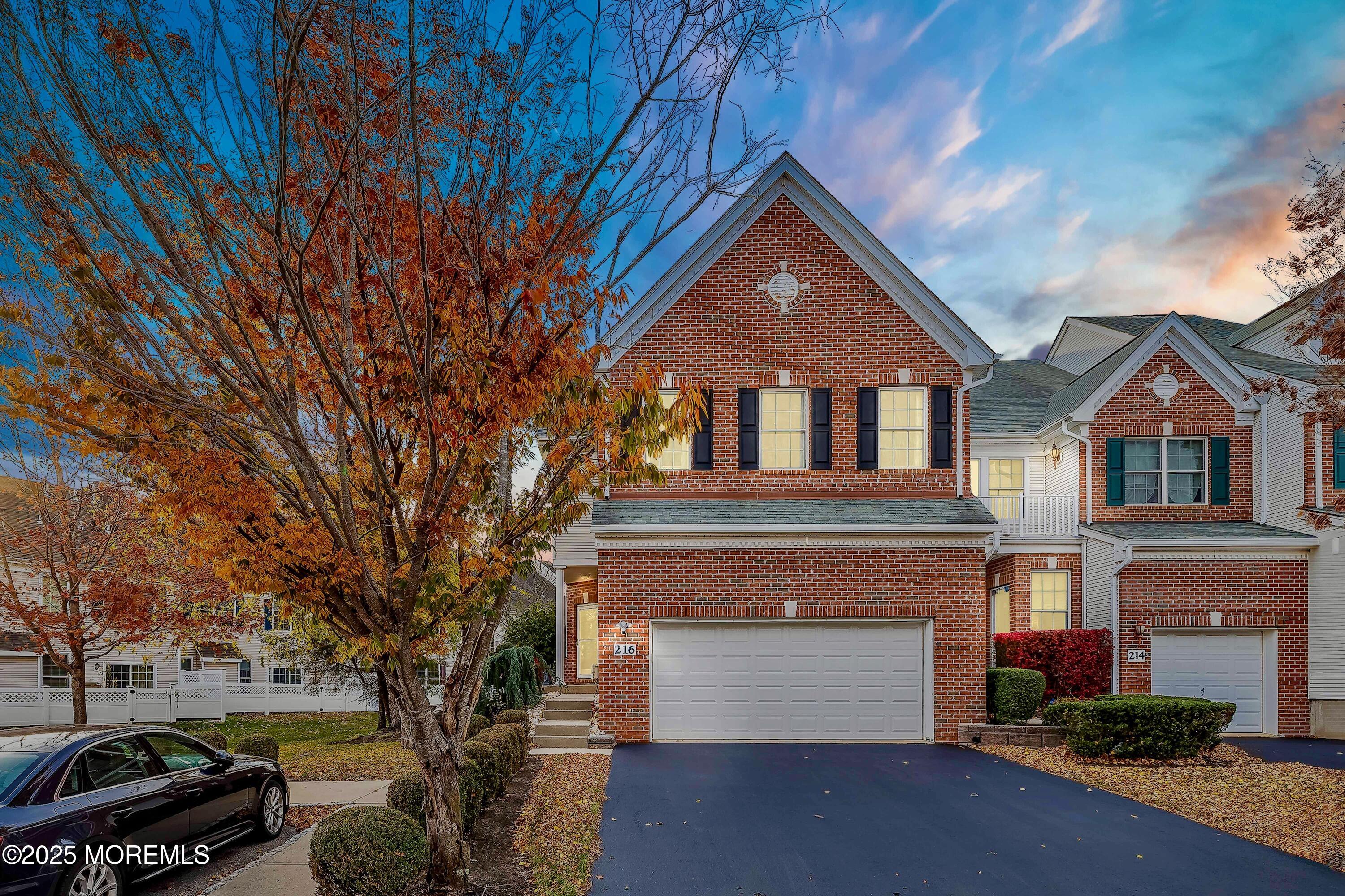 216 Deepwater Circle