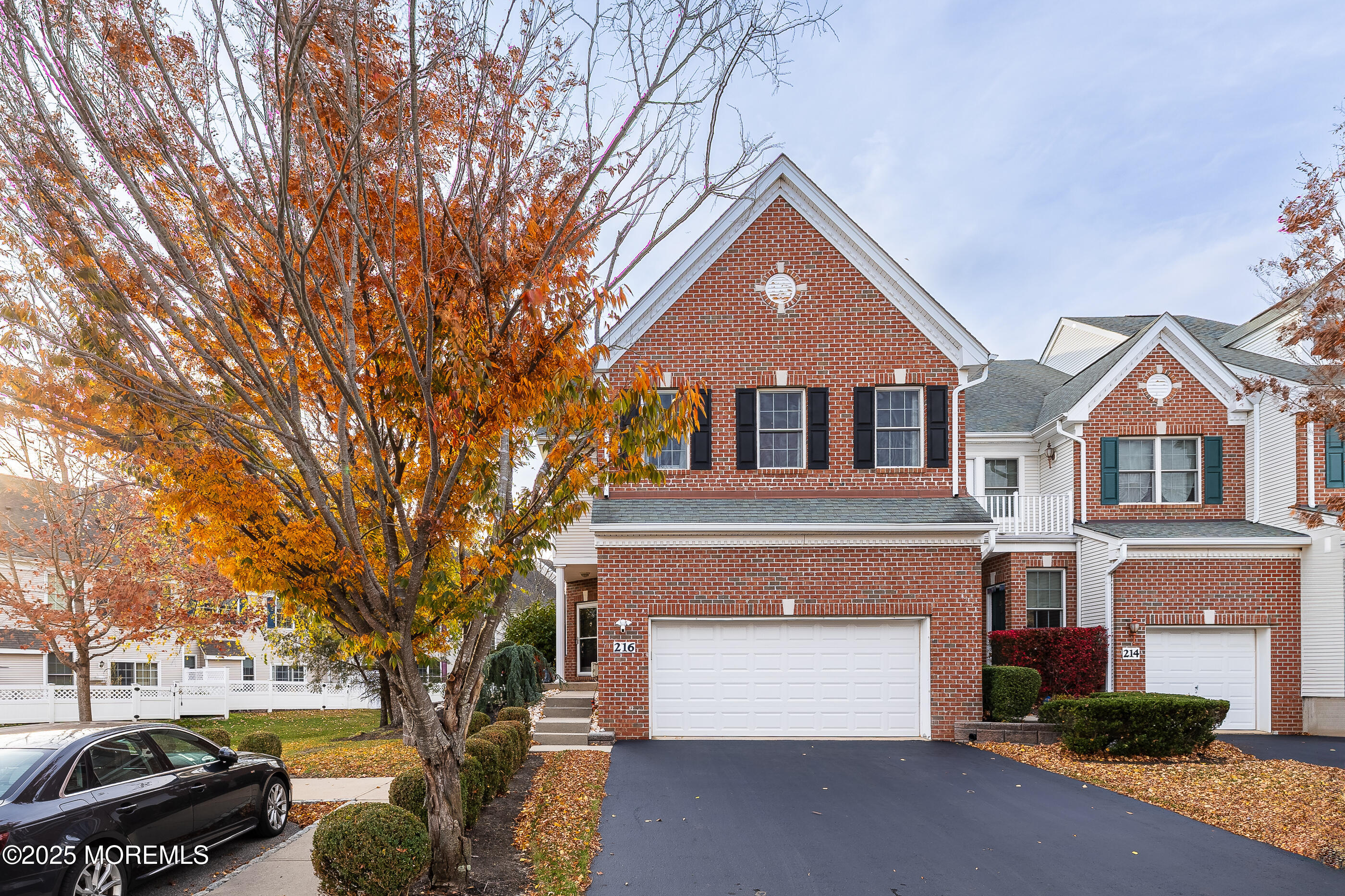 216 Deepwater Circle