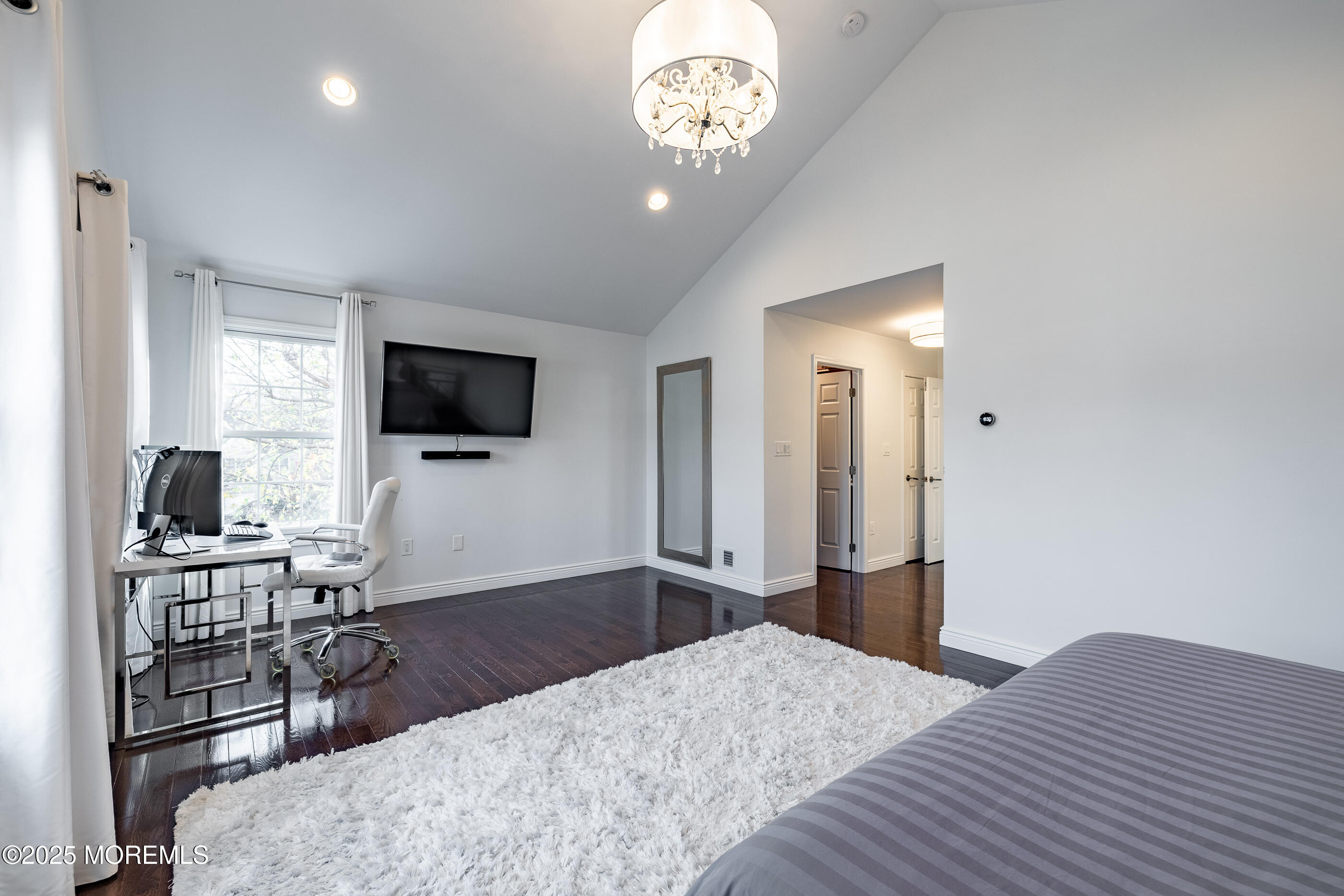 216 Deepwater Circle