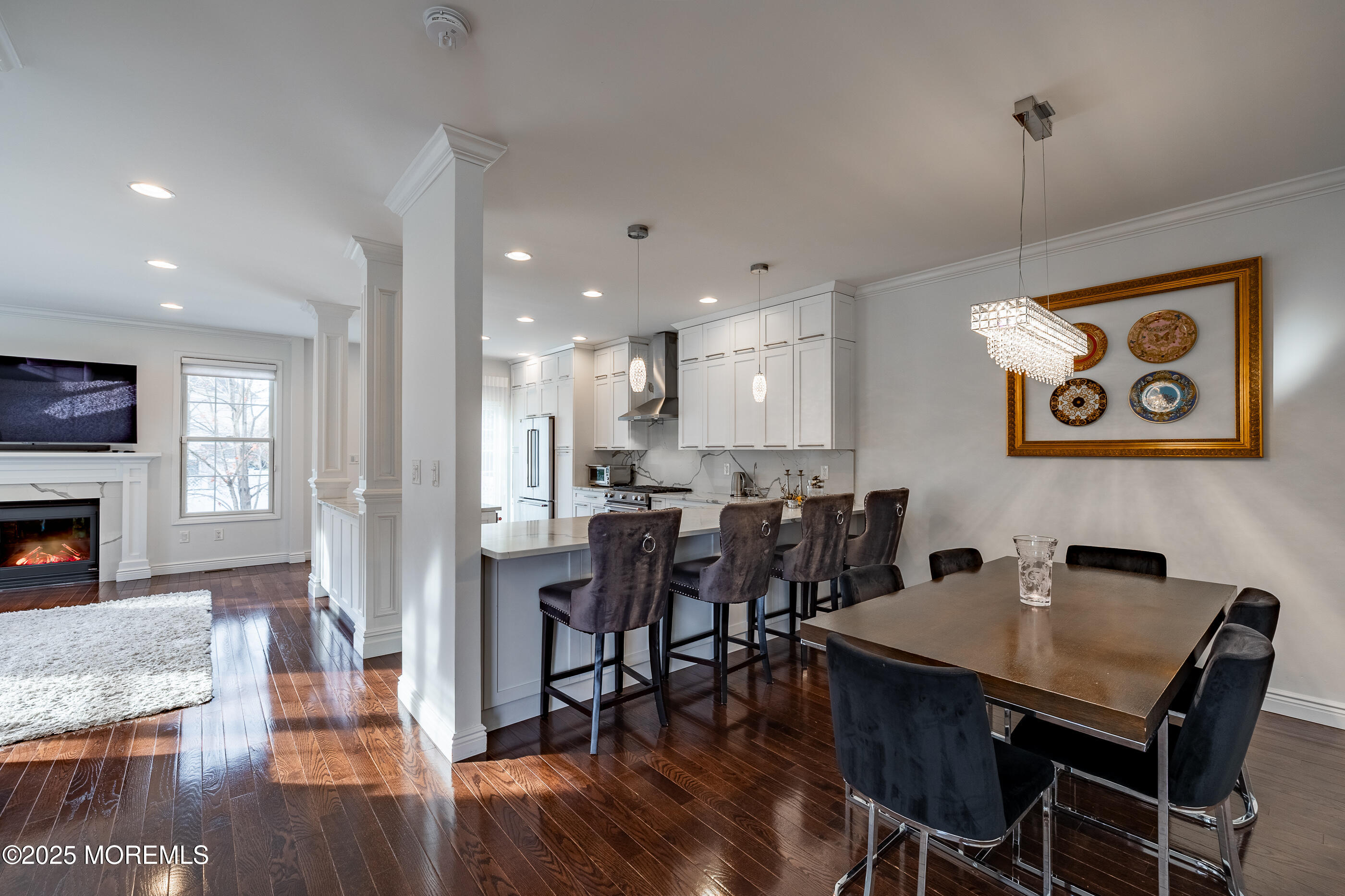 216 Deepwater Circle