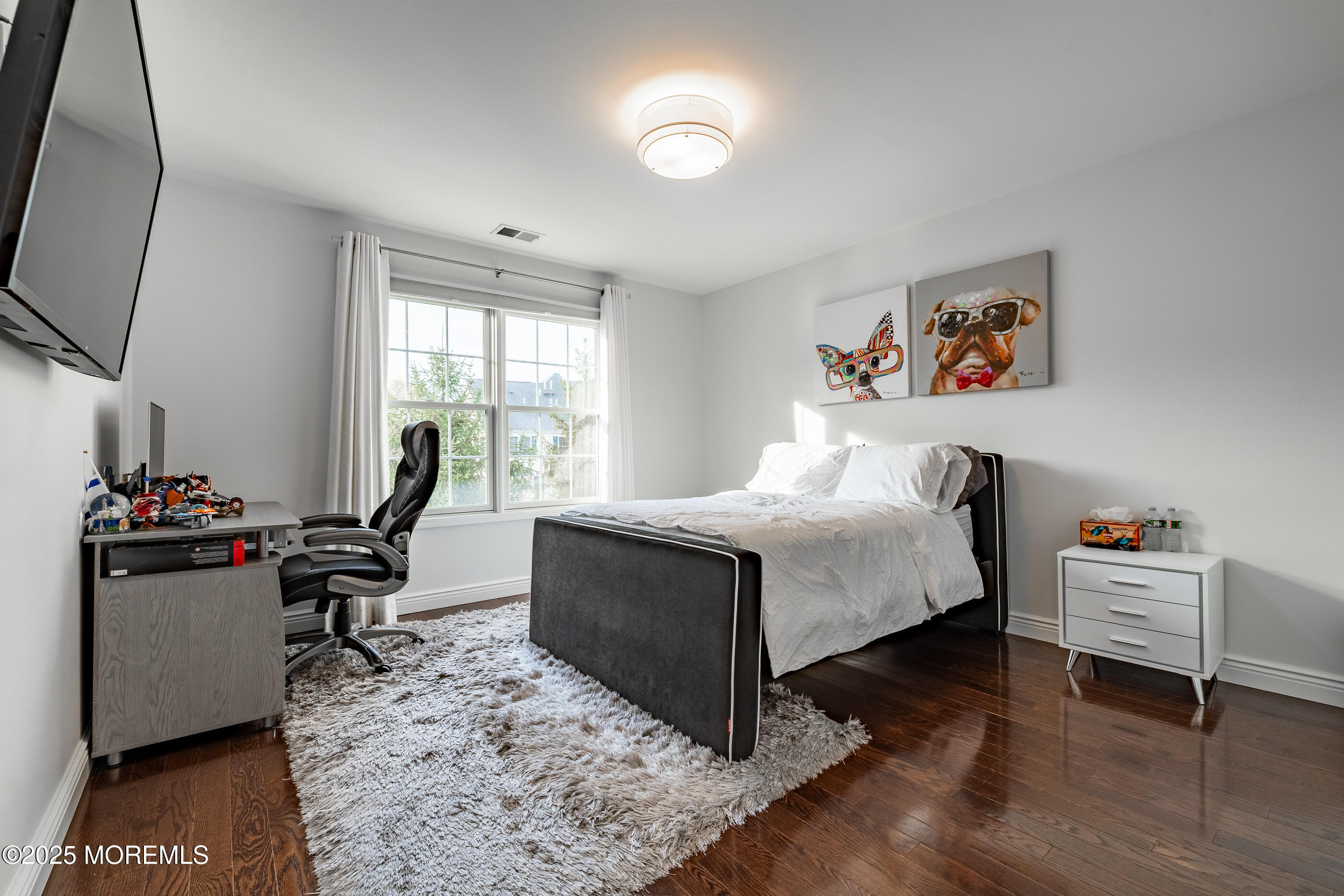 216 Deepwater Circle