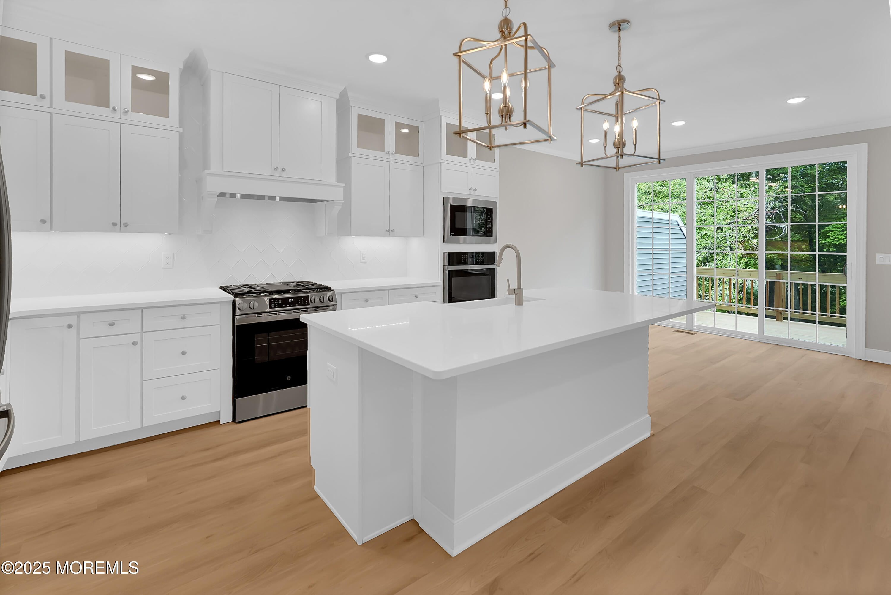 1614 Melrose Boulevard
