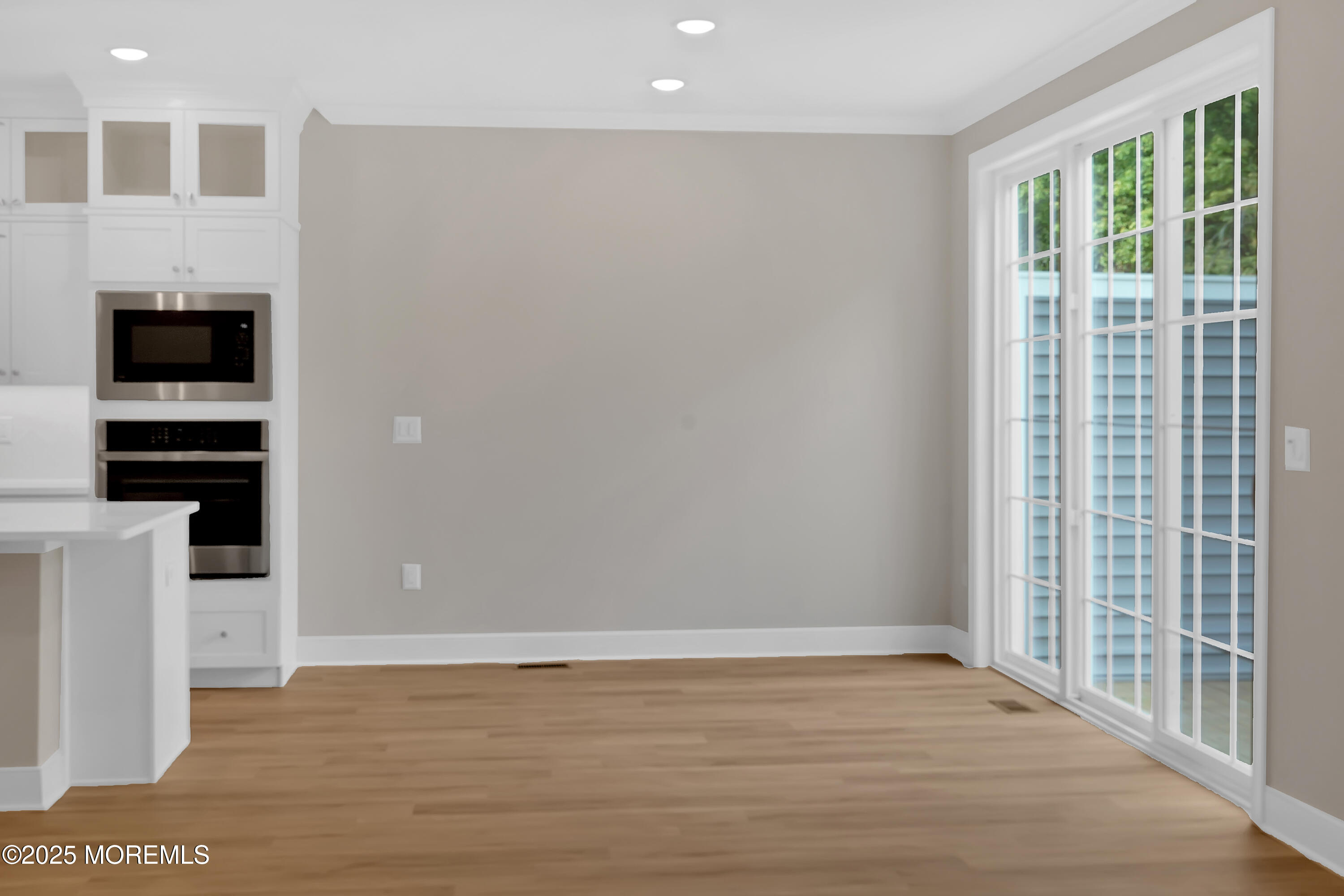 1614 Melrose Boulevard
