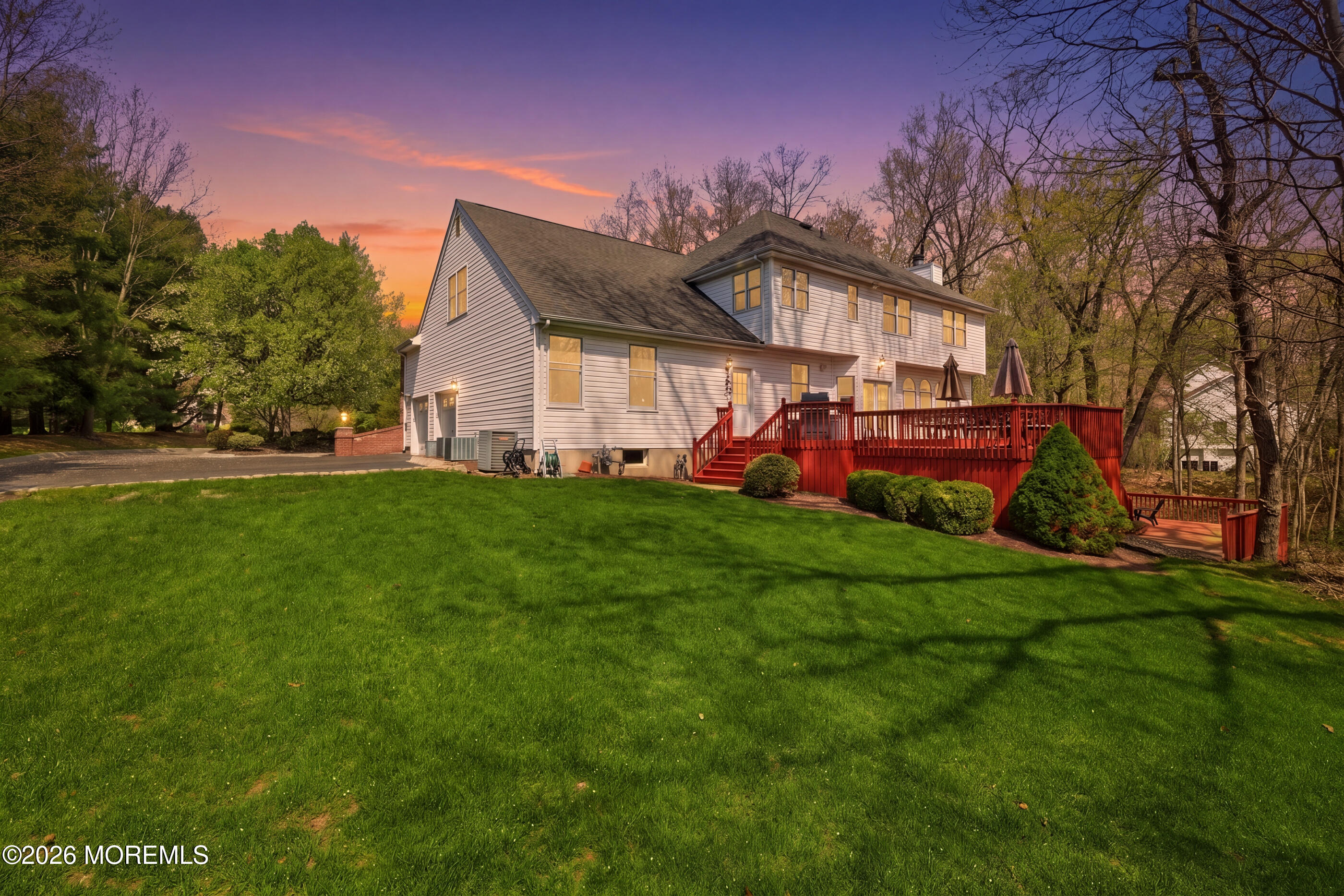5 Maple Knoll Lane