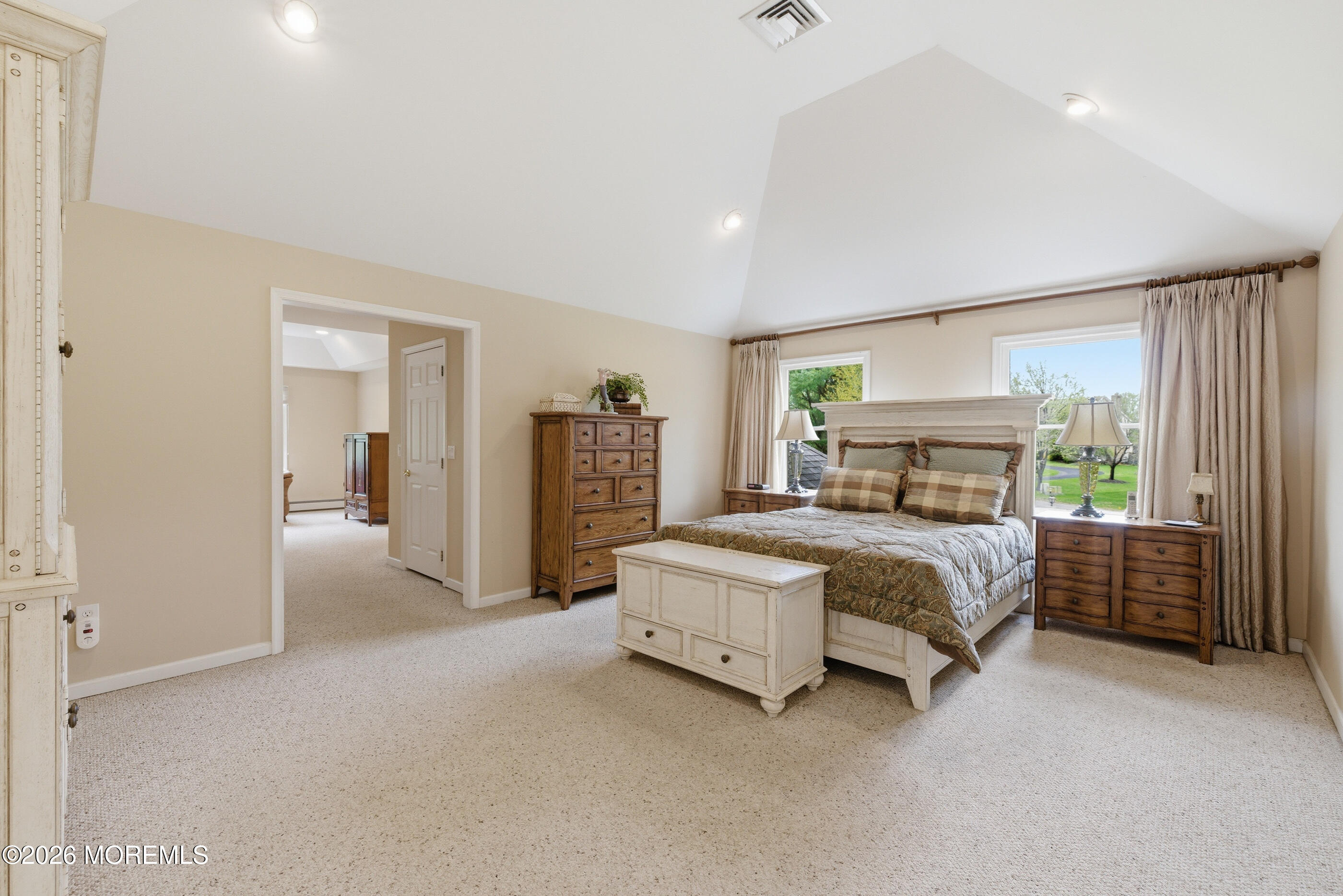 5 Maple Knoll Lane