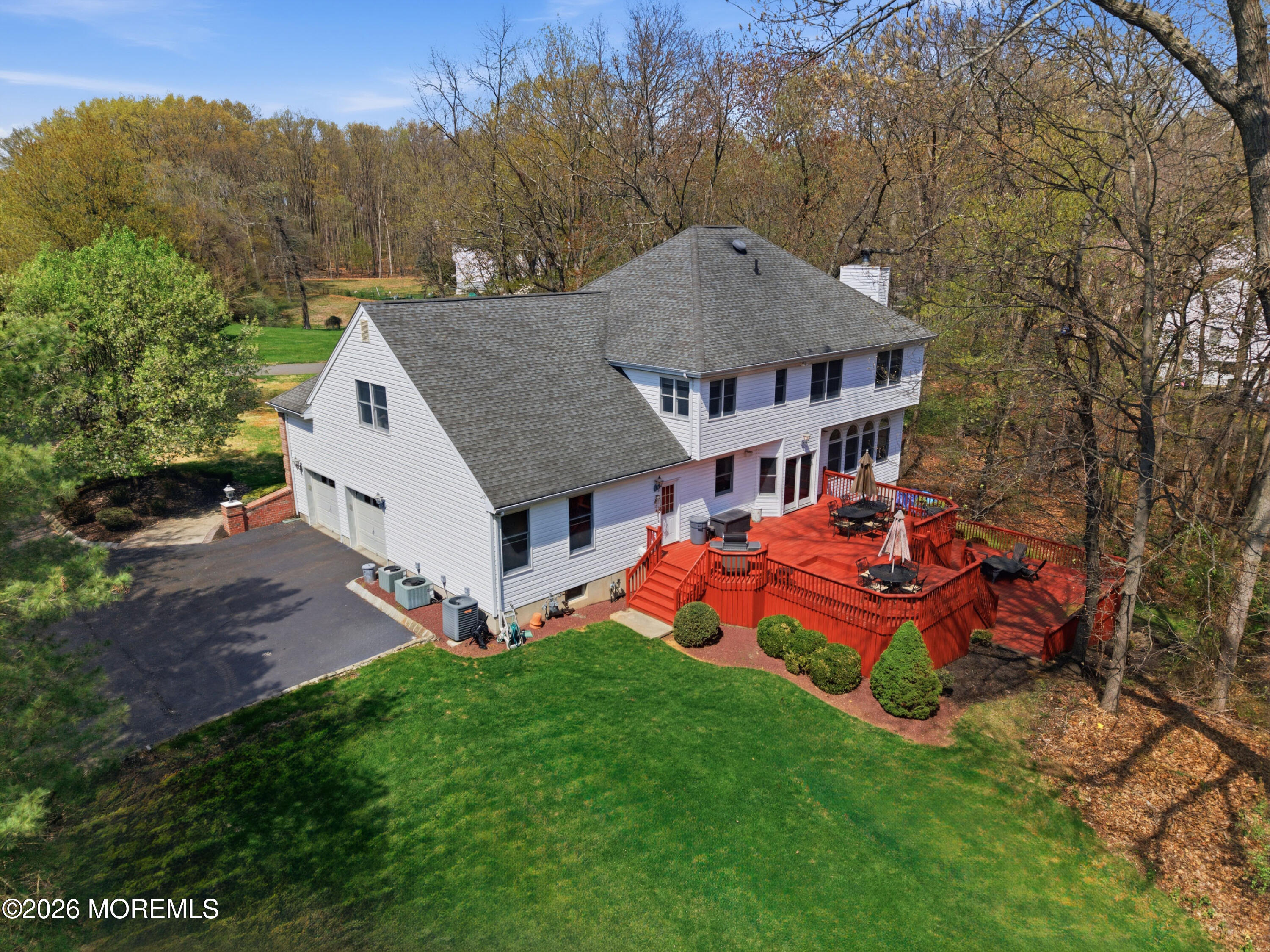 5 Maple Knoll Lane