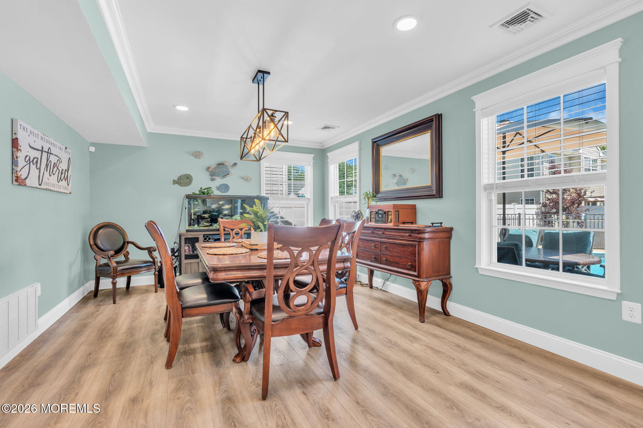 53 N Sailors Quay Drive