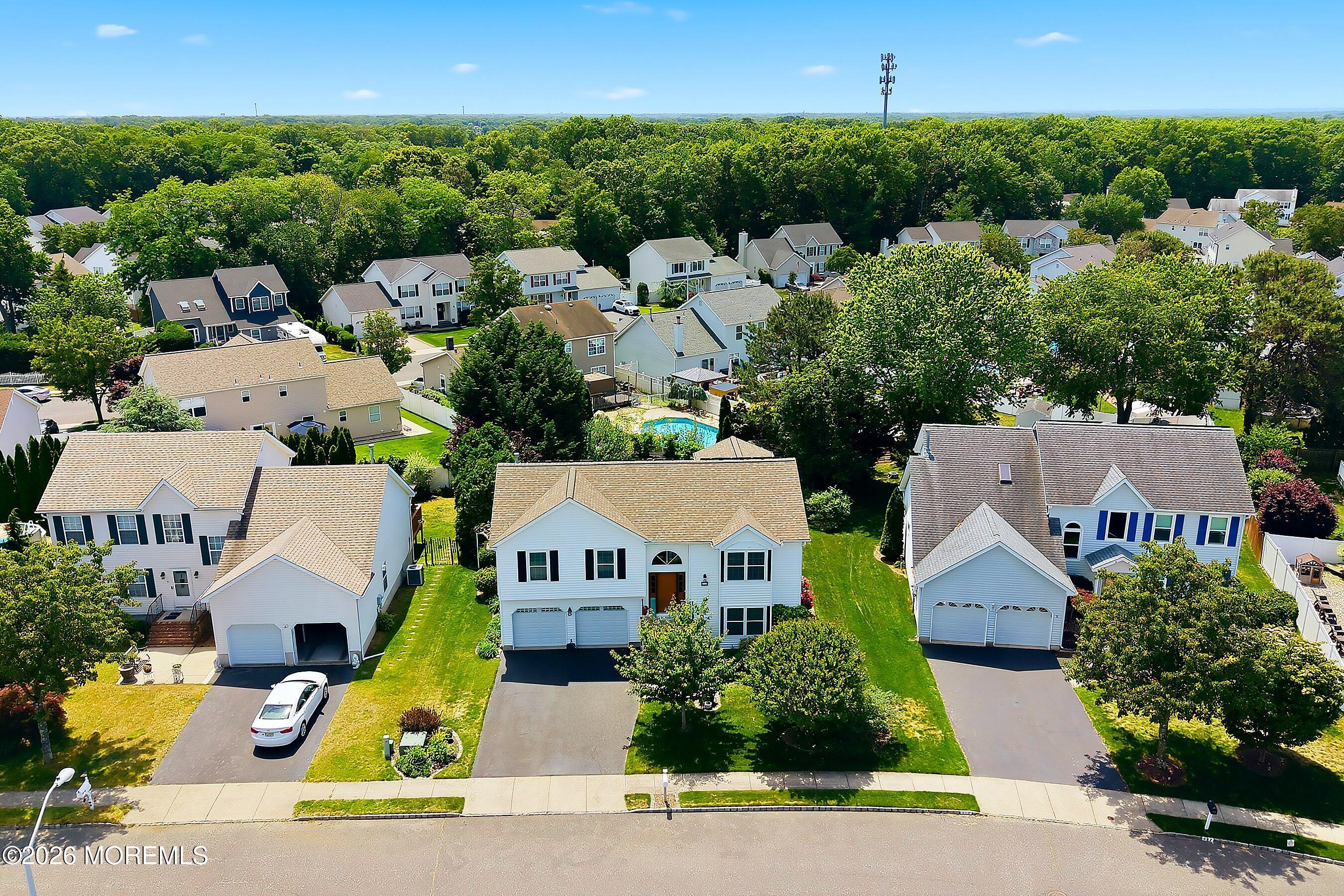 15 William Drive