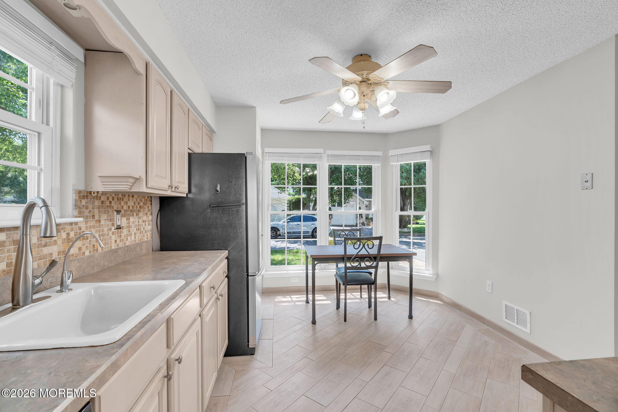 7 Petunia Place