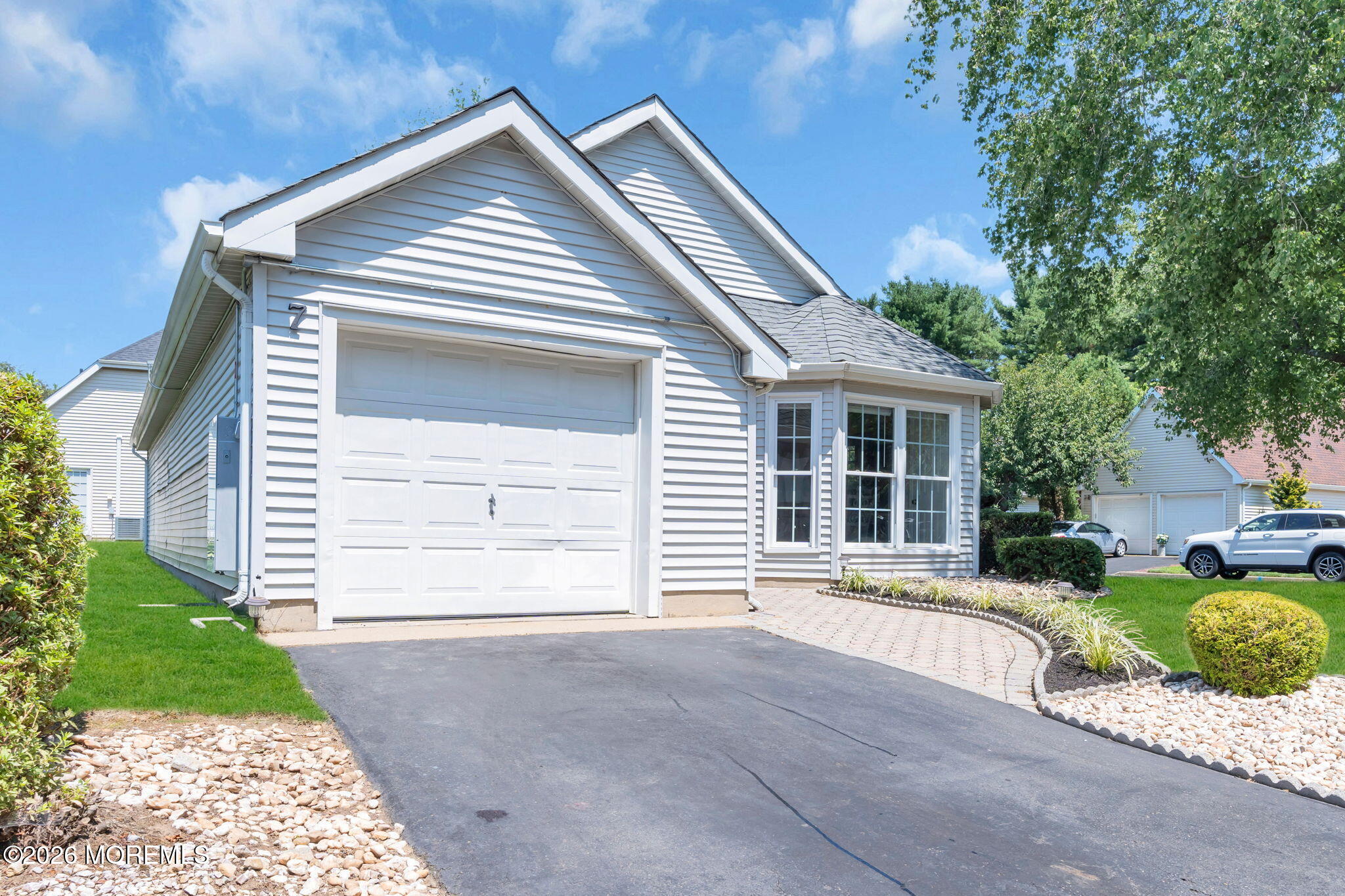 7 Petunia Place