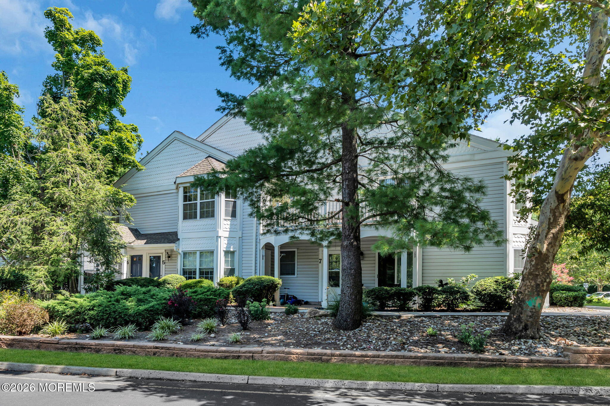 6 Tulip Lane