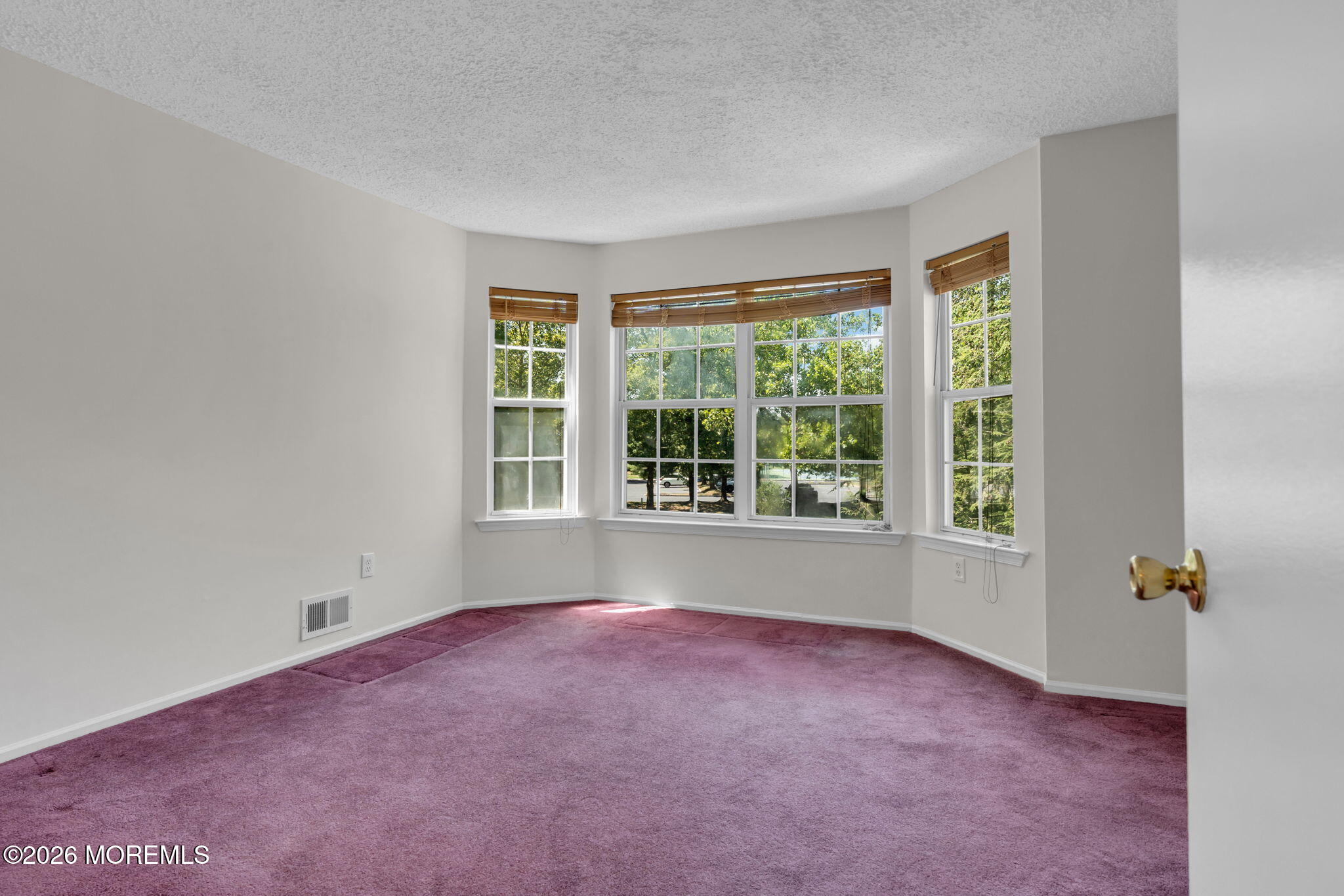6 Tulip Lane