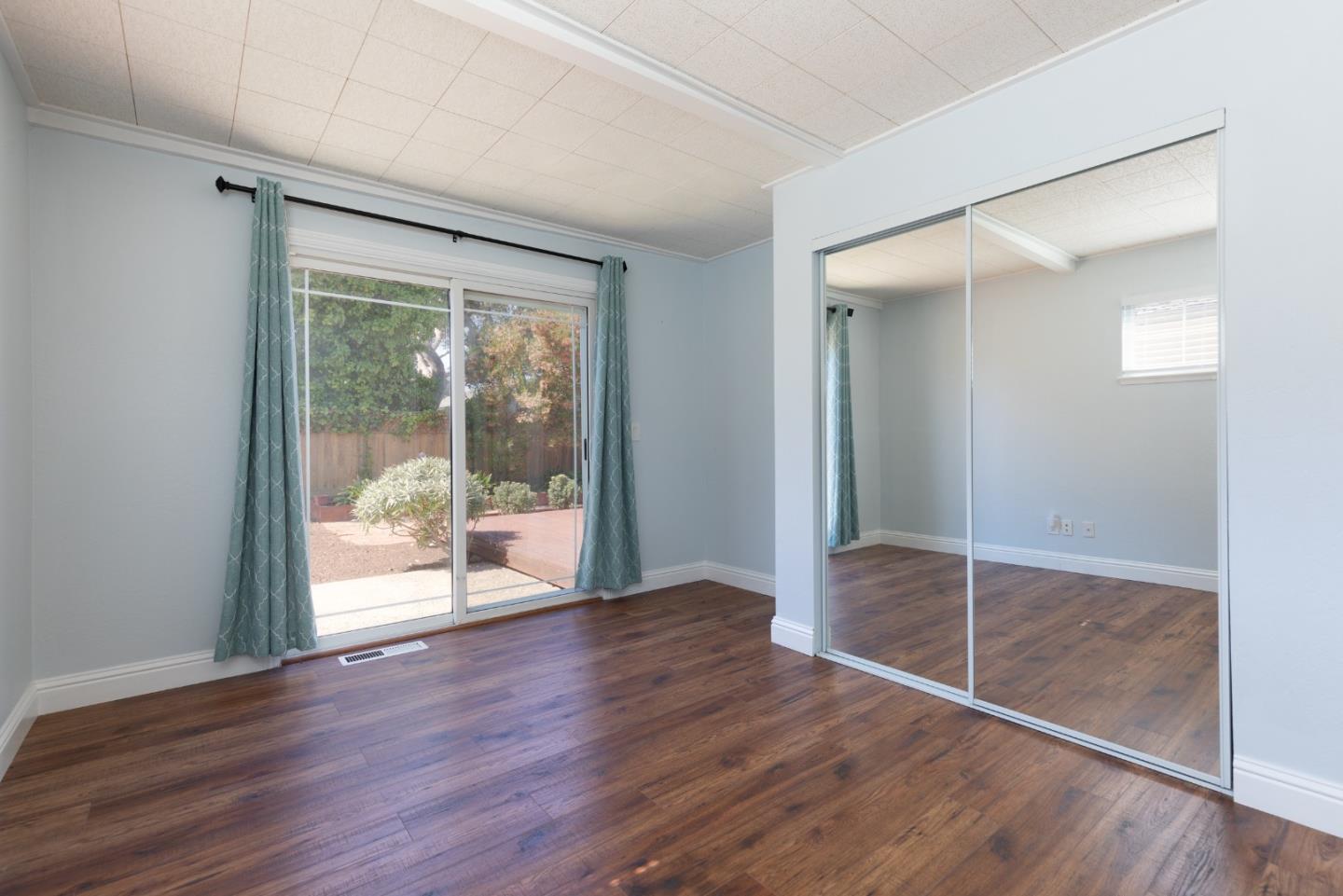 426 Casanova AVE