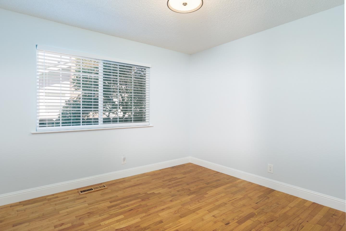426 Casanova AVE