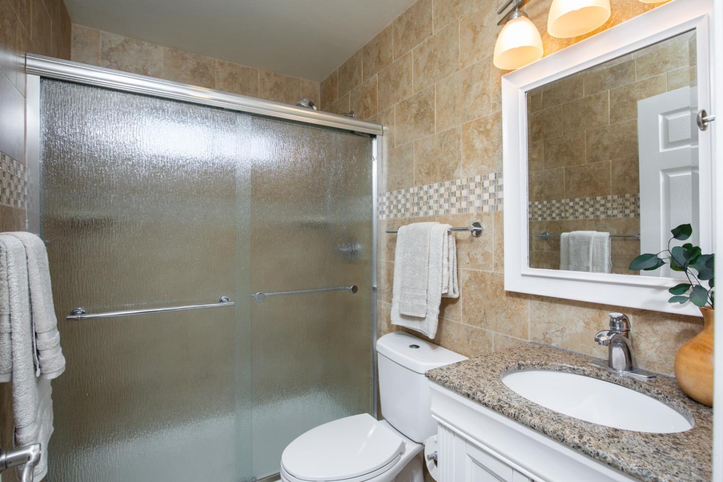 1265-1265A Buena Vista AVE