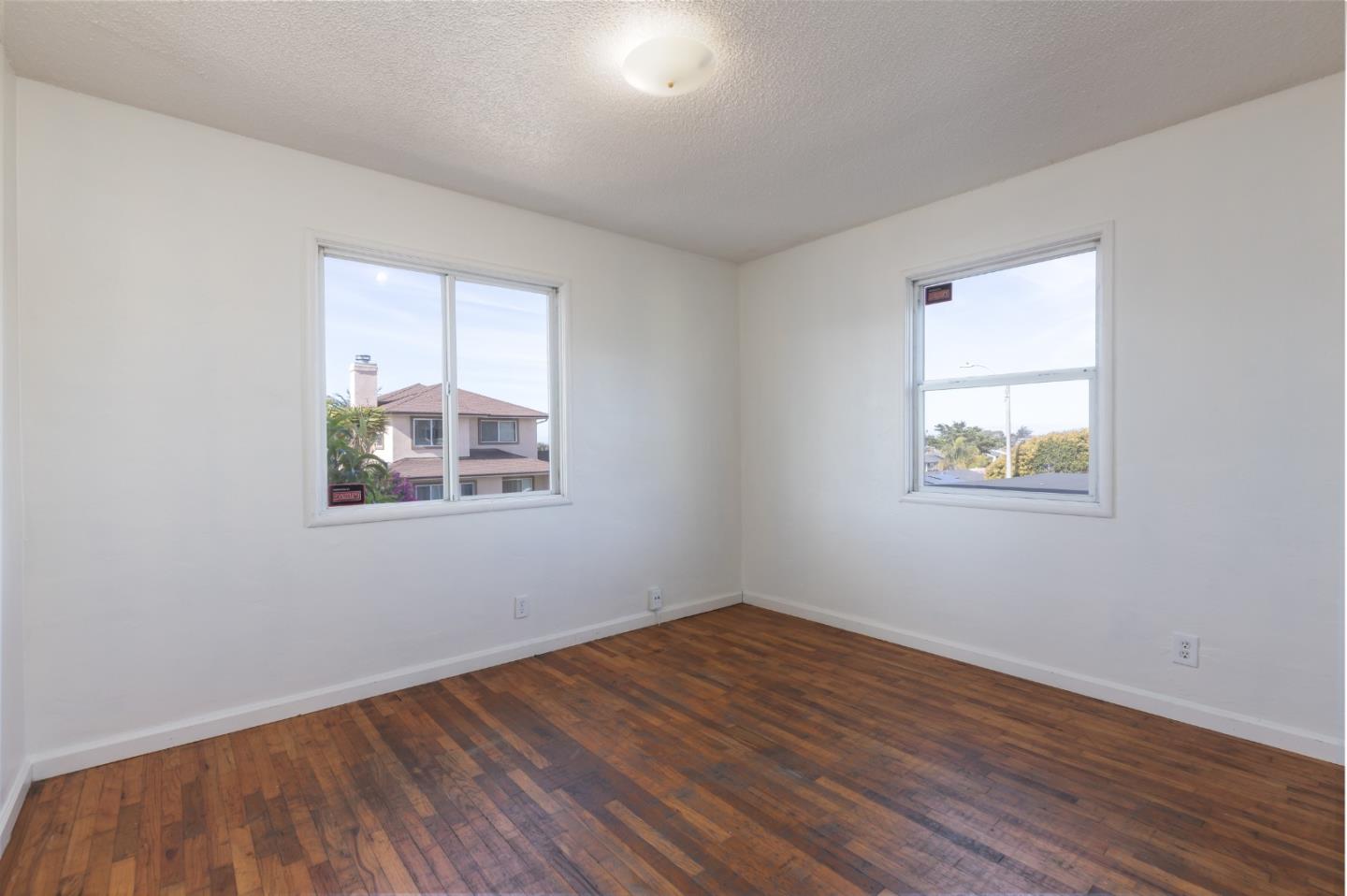 1716 Harding ST