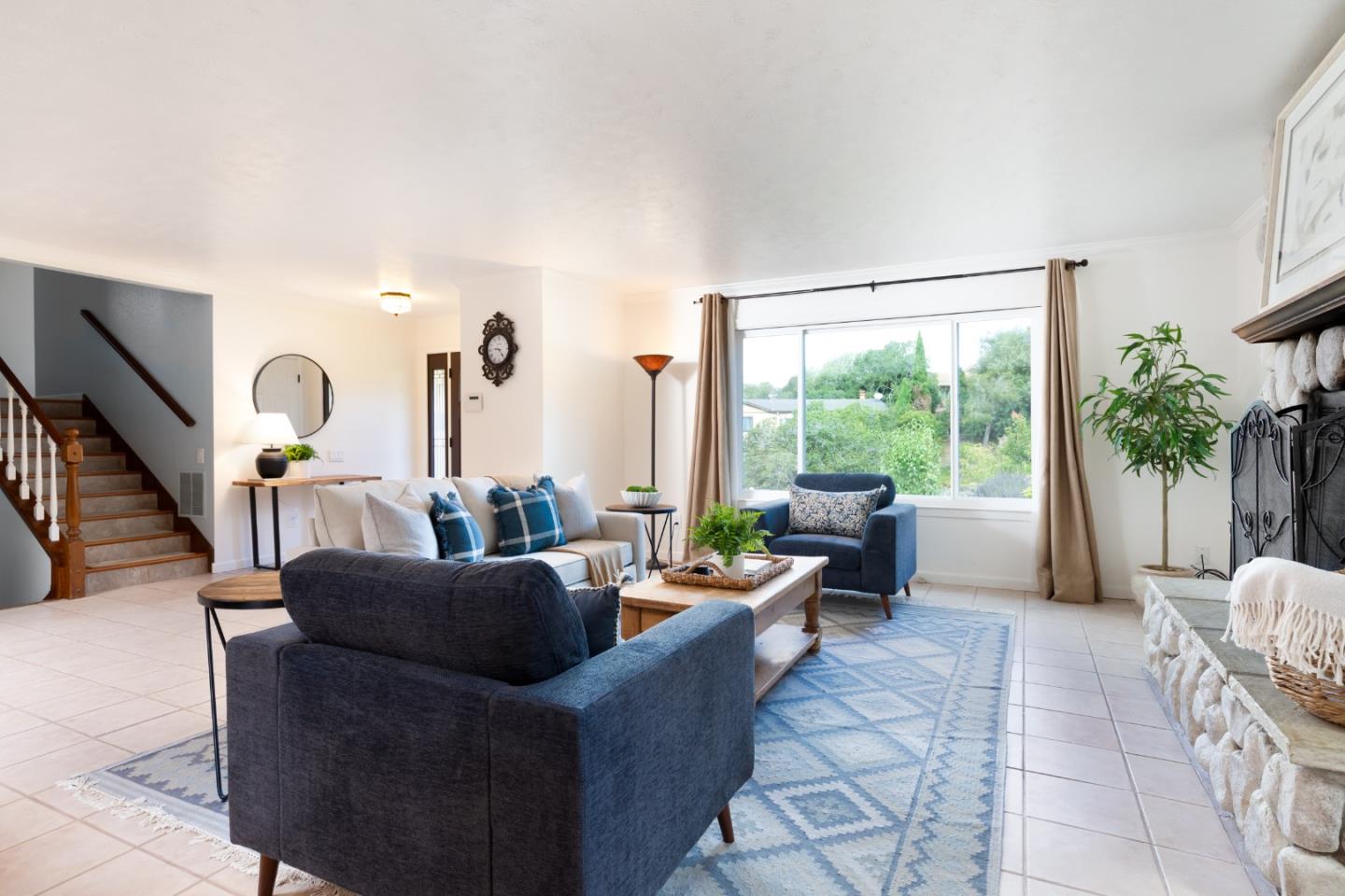 14892 Blue Oak Place