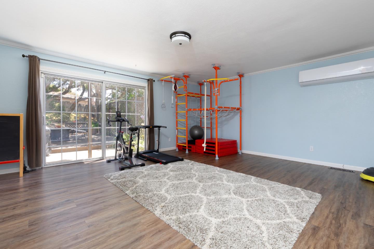 14892 Blue Oak Place