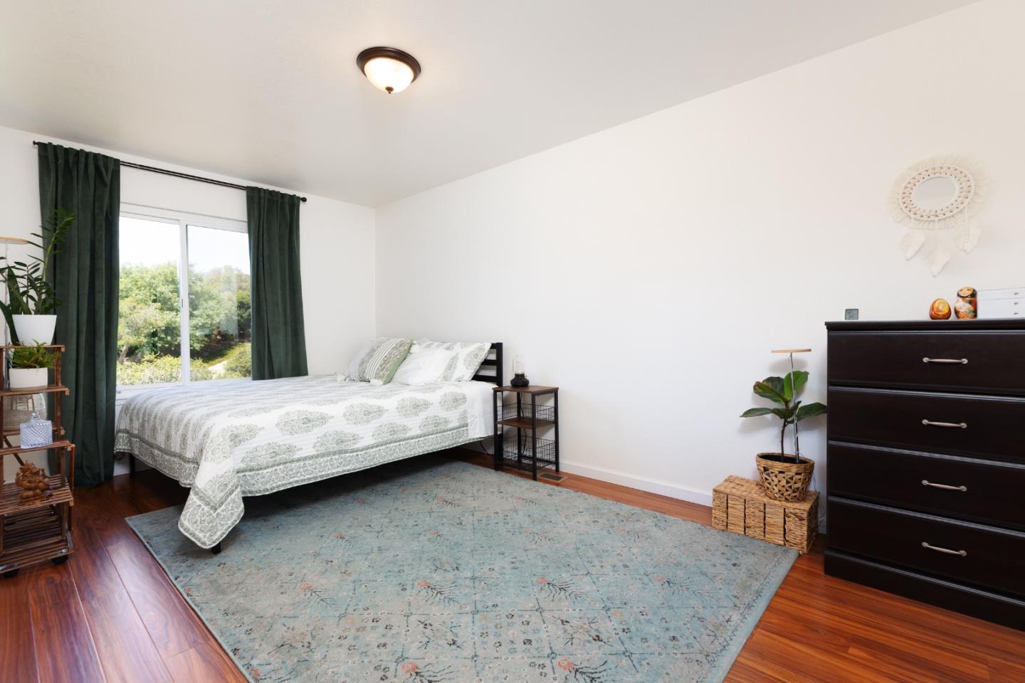 14892 Blue Oak Place