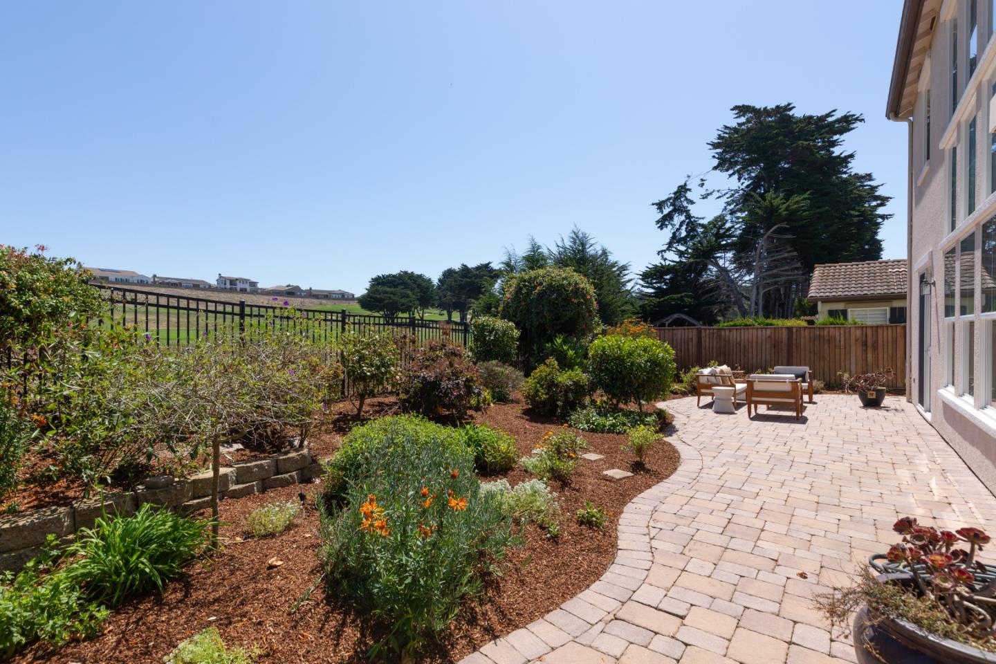 4180 Peninsula Point Drive