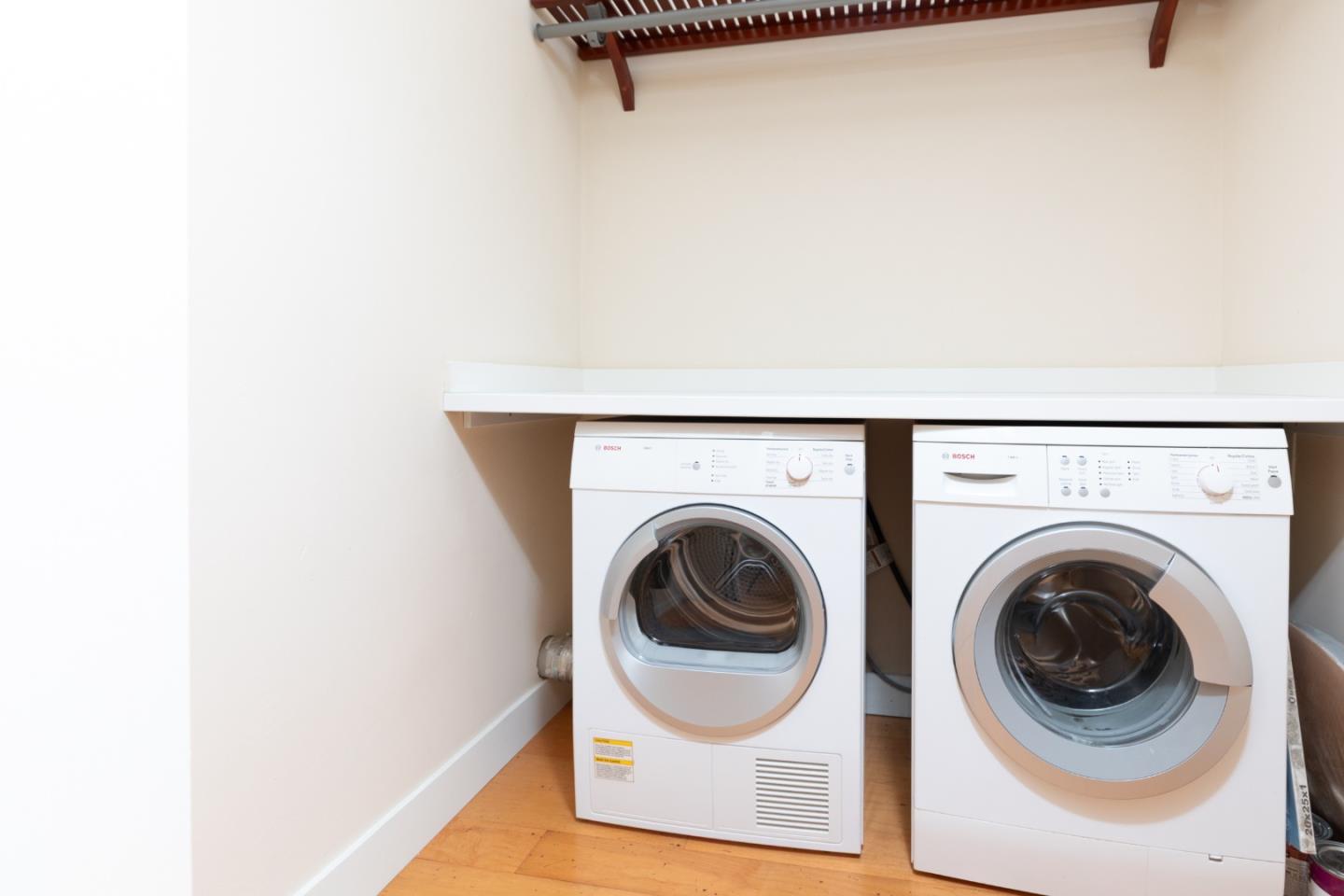 500 Glenwood Circle 120