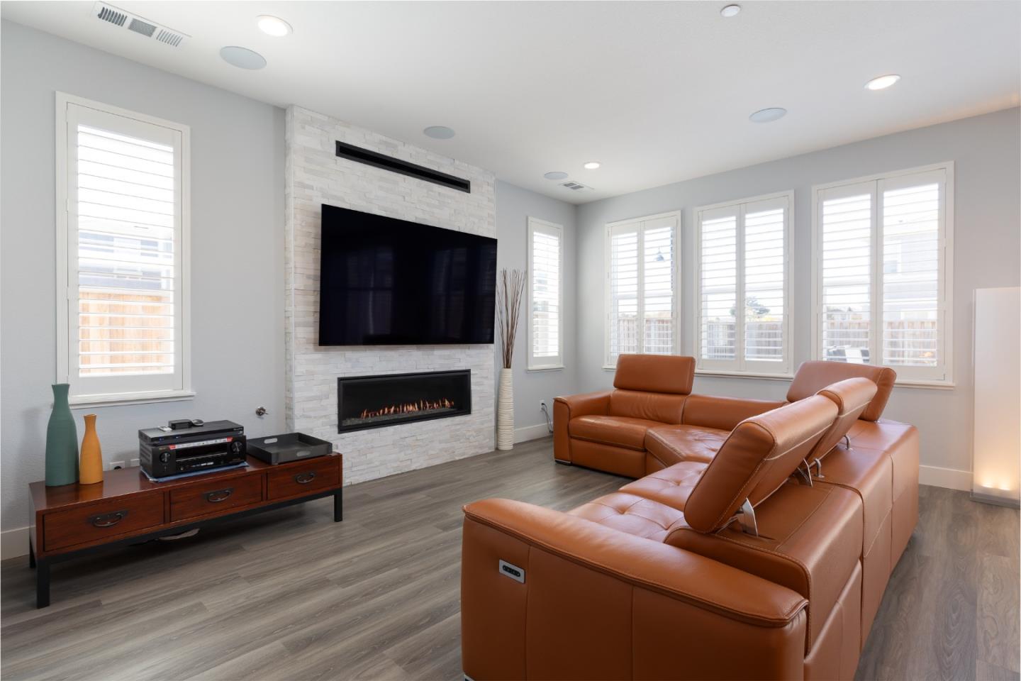 2751 Tidepool Lane