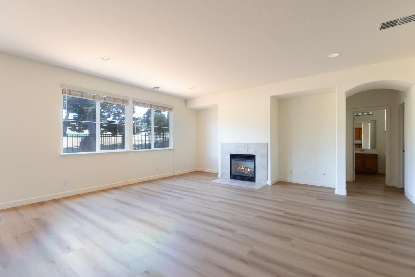 4120 Peninsula Point Drive