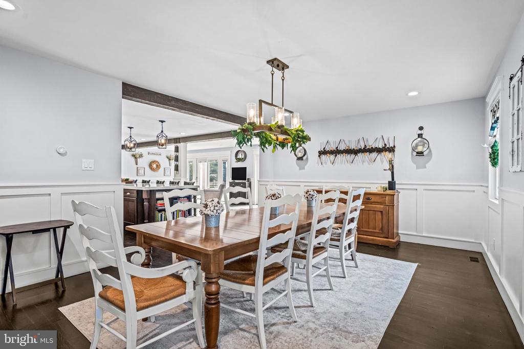 864 MONTEITH DRIVE
