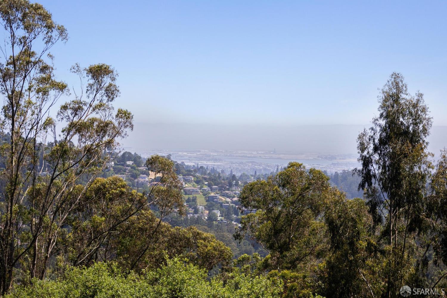 6353 Skyline Boulevard