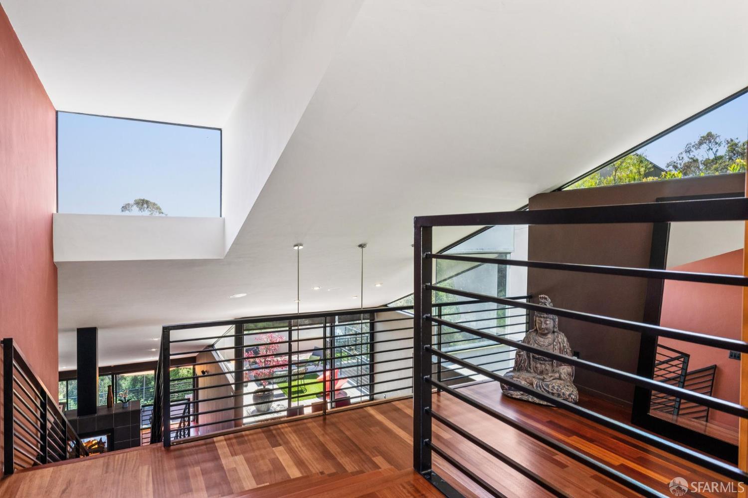 6353 Skyline Boulevard