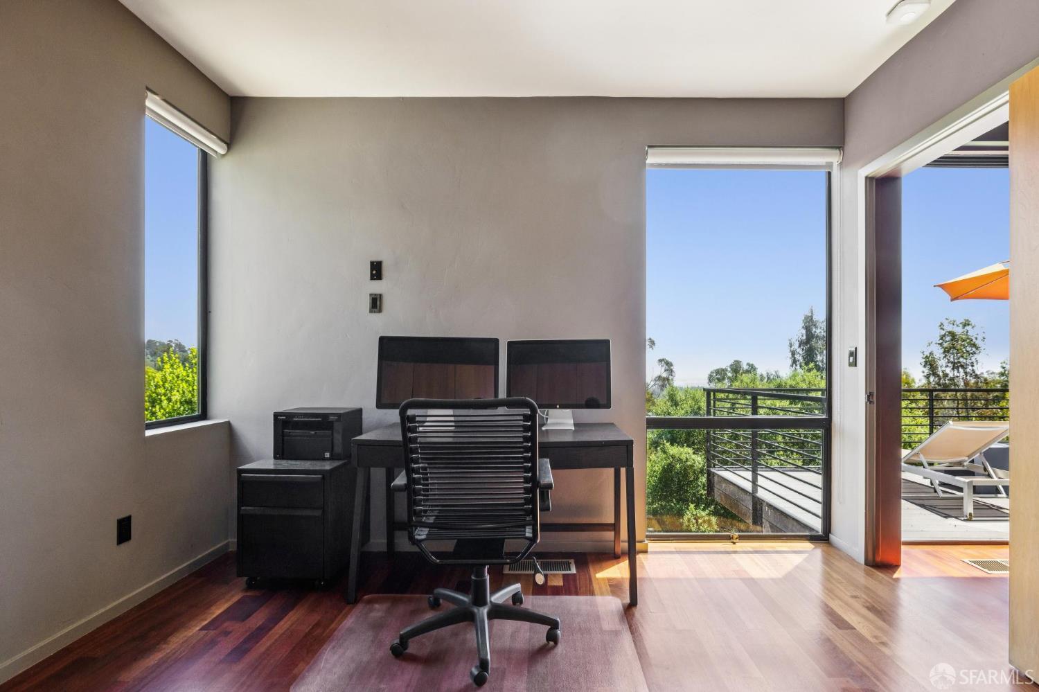 6353 Skyline Boulevard